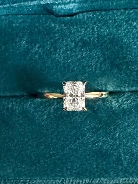 1CT Emerald Radiant Cut Moissanite Diamond Ring Gold Engagement Solitaire